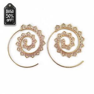 ✨BOGO 50% OFF!✨ 🆕 Gold Plated Mandala Lace Spiral Threader Hoop Earrings